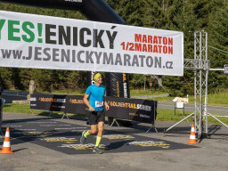 Jesenický maraton 2023. Autor: Daniel Nováček (https://eu.zonerama.com/DNdanfoto)