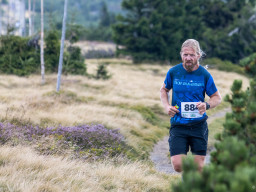 Jesenický maraton 2025. Autor: Daniel Nováček (https://eu.zonerama.com/DNdanfoto)